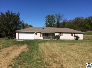 9106 E 267th St, Freeman, MO 64746