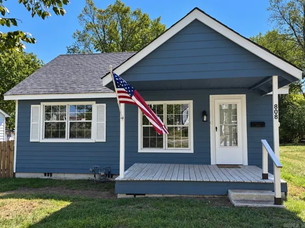 808 W Hazel St, Benton, AR 72015