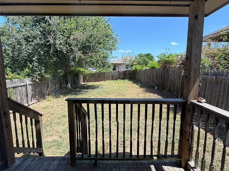 146 Mauna Kea Ln #B — Photo 15