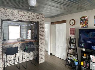 525 W 7th St, Maryville, MO 64468