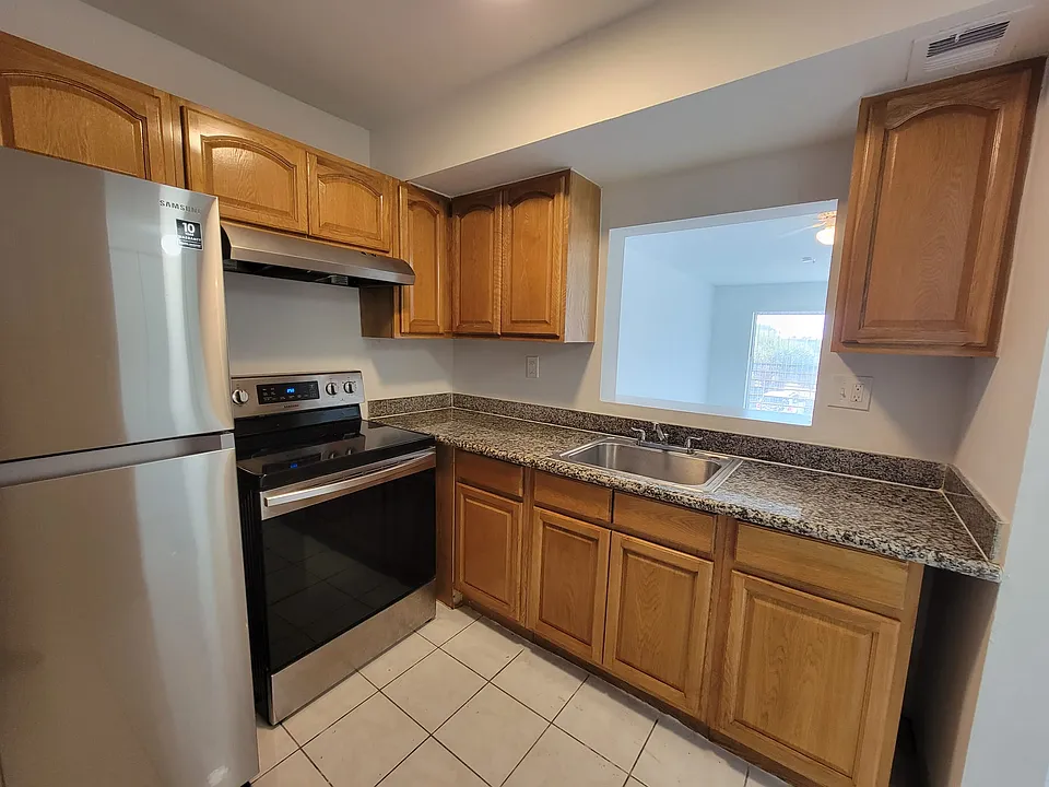 3700 NW 21st St #203-1