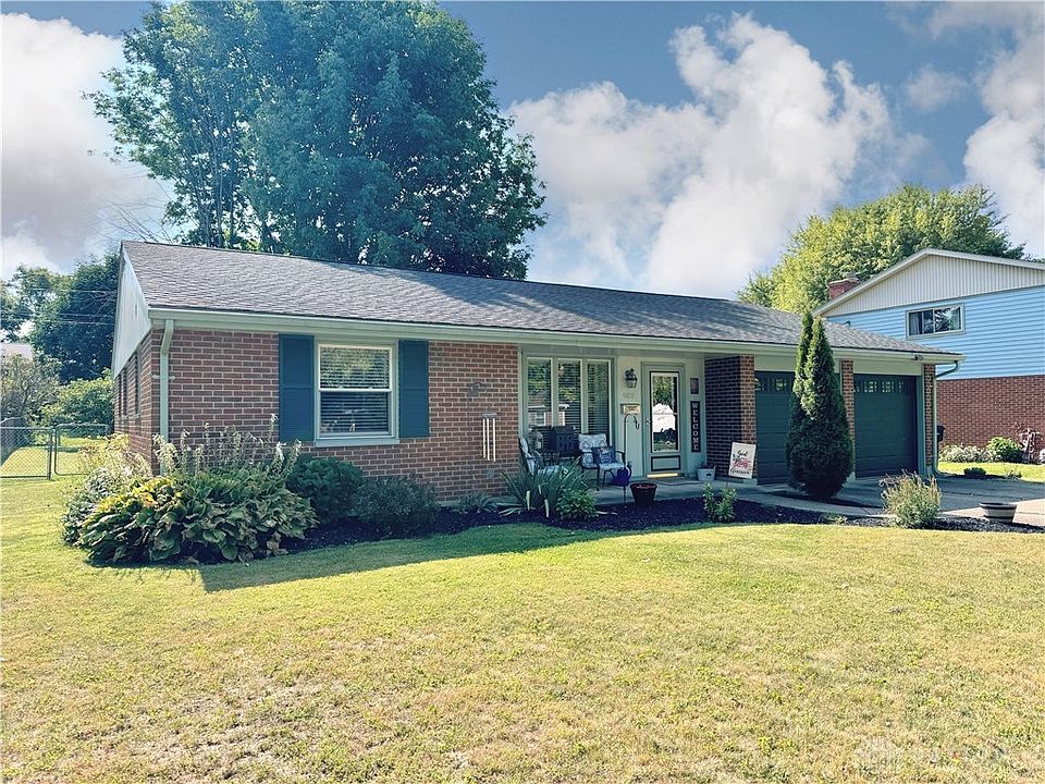 1st image of 988 Kathryn Dr