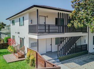 17901 Crenshaw Blvd Residences, Torrance, CA 90504