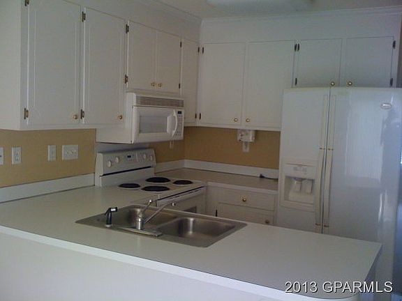 4th image of 3903 Sterling Pointe Drive #PPL
