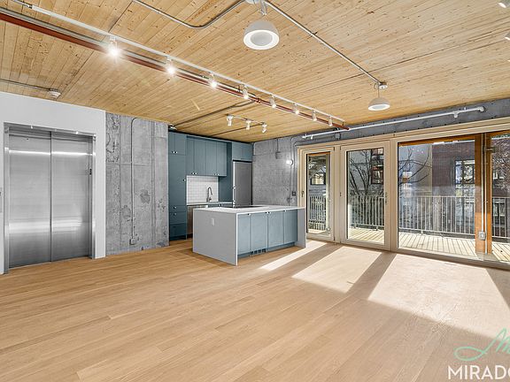 4th image of 283 Greene Ave #3A