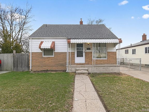 3rd image of 23044 Harding Ave