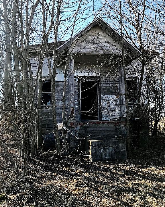1st image of 20991 N 1050th St