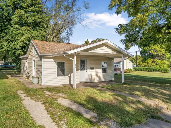 1414 Lincoln Blvd, Muscatine, IA 52761