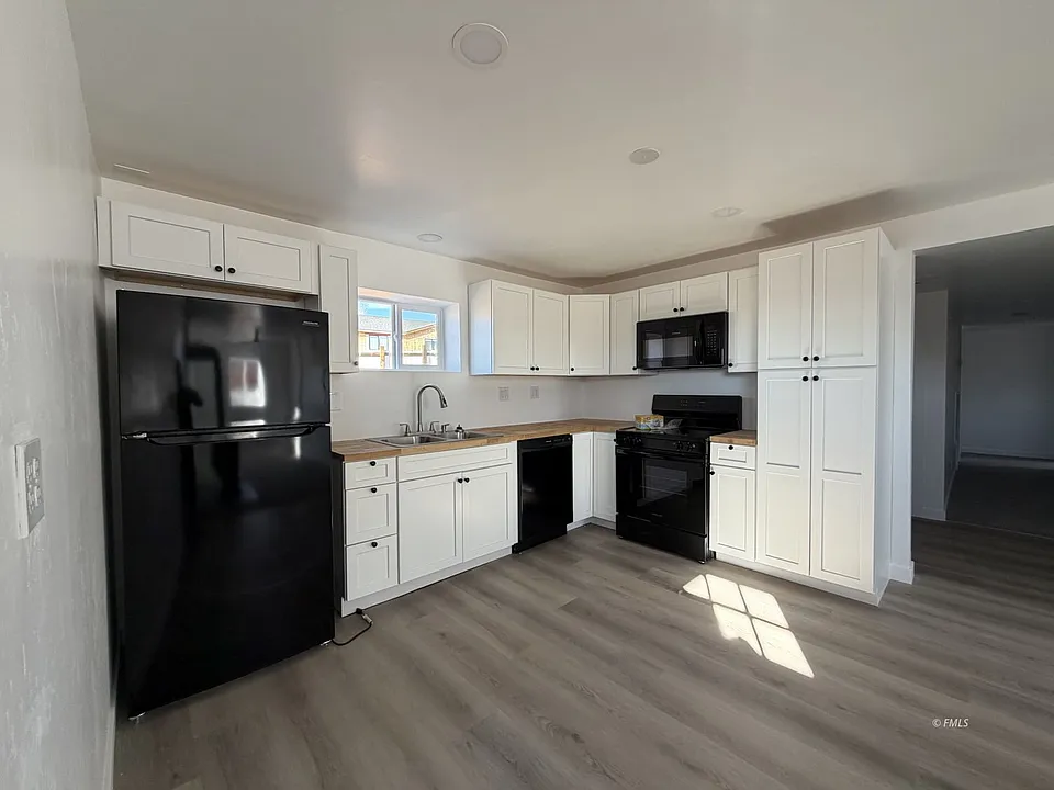 285 S Carling St #2
