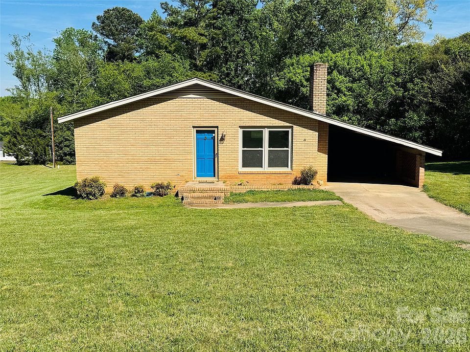 1st image of 448 Tot Dellinger Rd