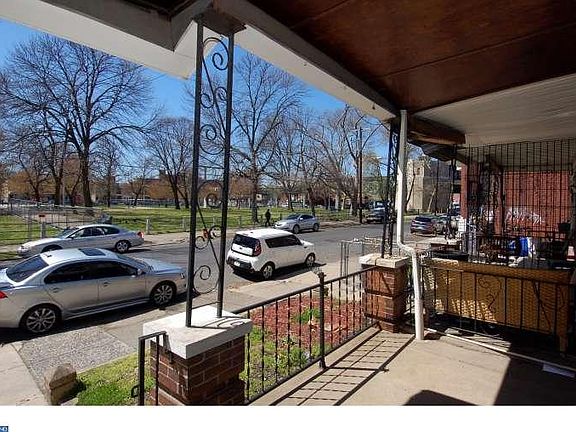 2nd image of 1827 E Tioga St