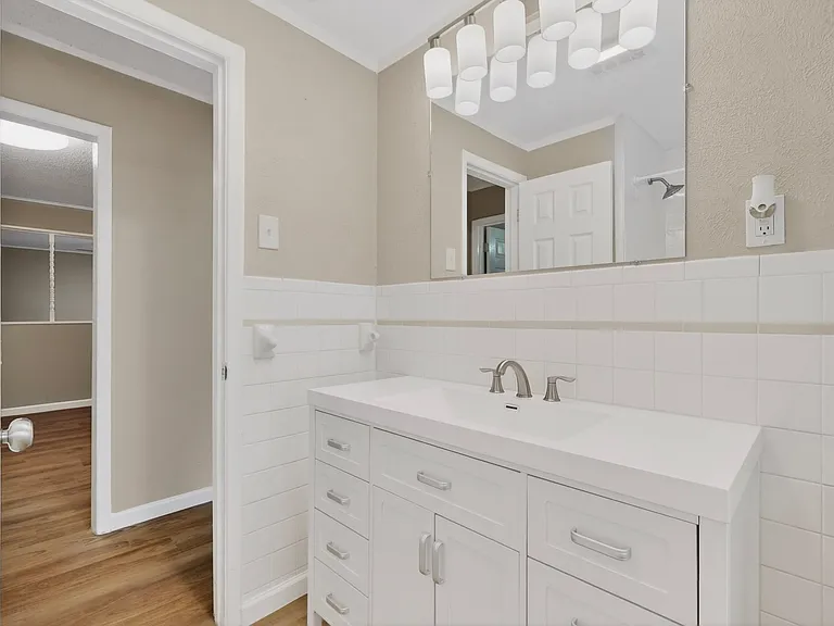 1016 Sproles Dr — Photo 25