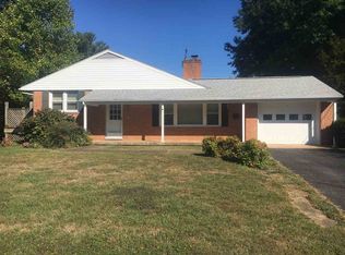 899 Shawnee Rd, Waynesboro, VA 22980