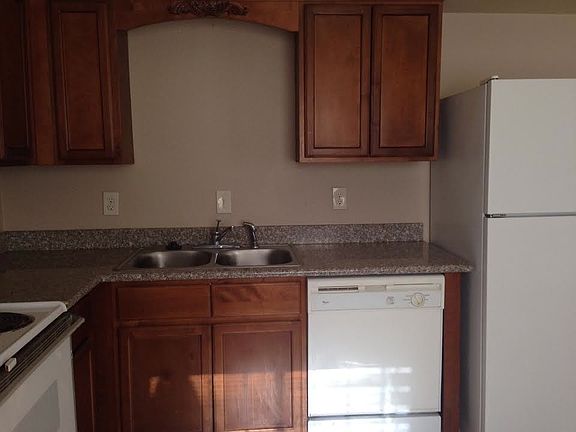5th image of 2931 E Atlanta Ave APT 3