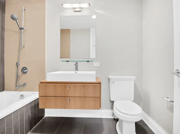 124 West 24th Street 4B image 15 of 16