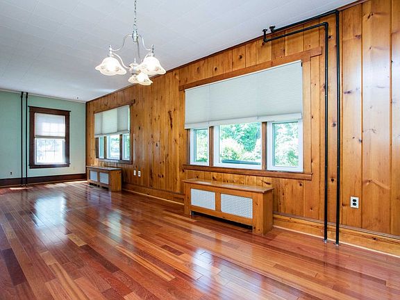 4th image of 23 Harvey St
