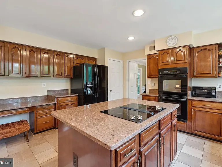 43290 Swampfox Ct — Photo 9