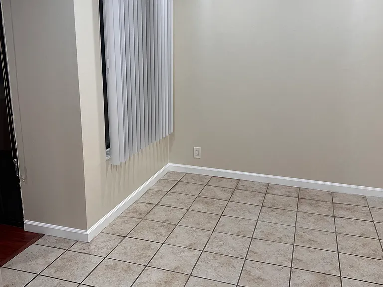 281 Juana Ave #309 — Photo 9