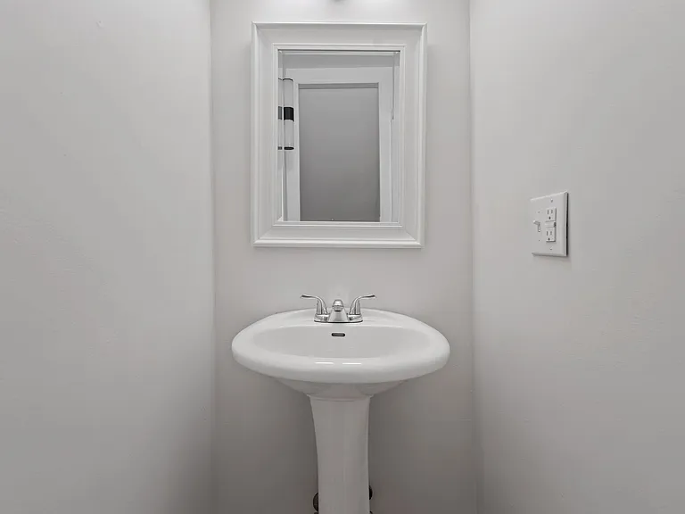 114 Linderman Ave #2 — Photo 18