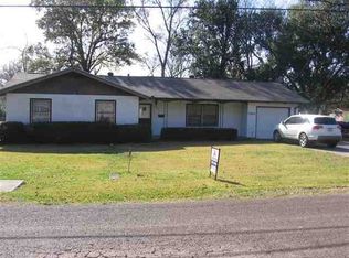 1503 N 20th St, Nederland, TX 77627