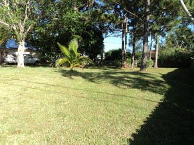 5th image of 2432 SE Melaleuca Blvd