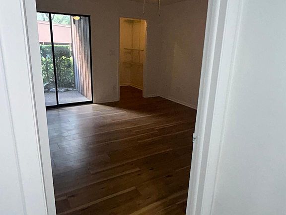 5th image of 1054 E Michigan St APT A