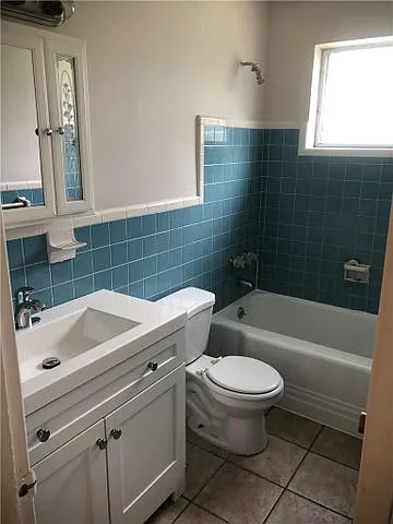 3 bed, 1292 sqft, $2,950 — Photo 1