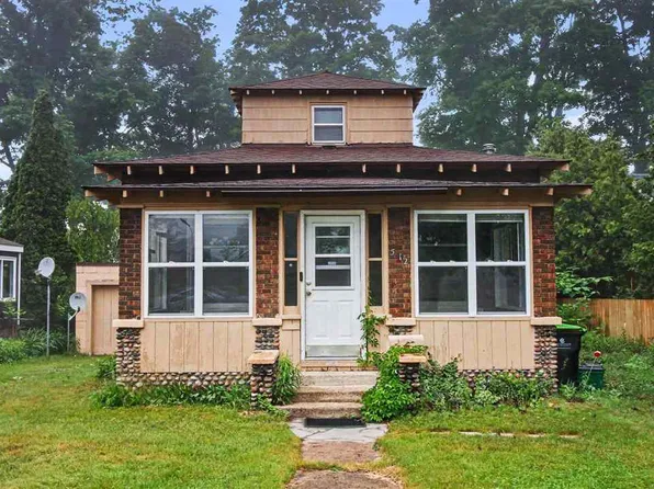 512 W Jefferson St, Petoskey, MI 49770