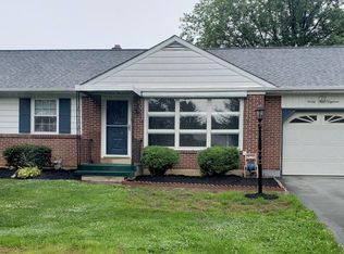 2518 Mayfair Dr, Lancaster, PA 17603