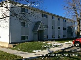 1402 Meadowview Dr #24, Marion, IA 52302