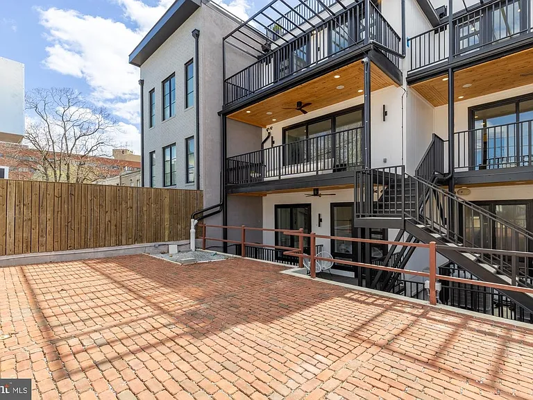 733 Euclid St NW #101 — Photo 30