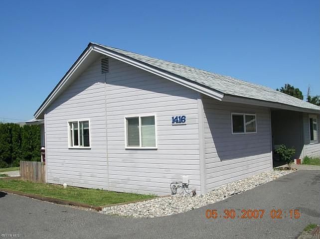 1st image of 1416 College Ct