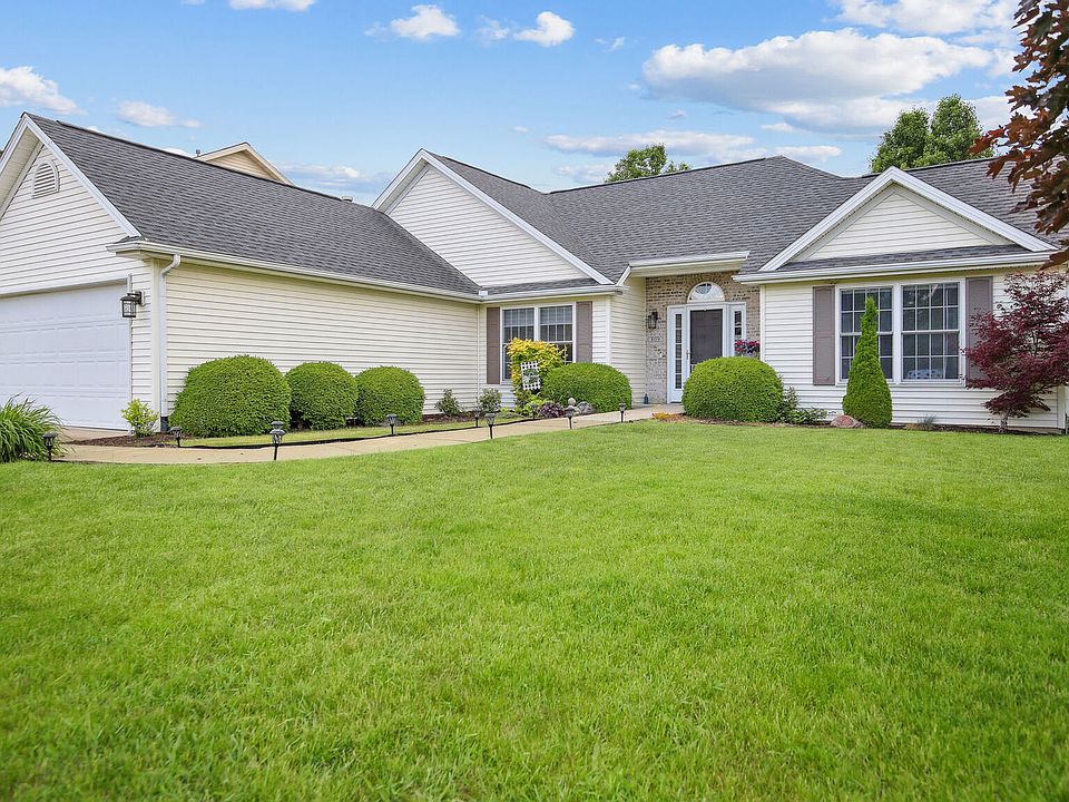 809 Lavender Dr, Savoy, IL 61874 Zillow