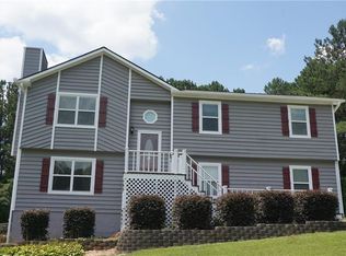 2695 Azalea Dr, Loganville, GA 30052