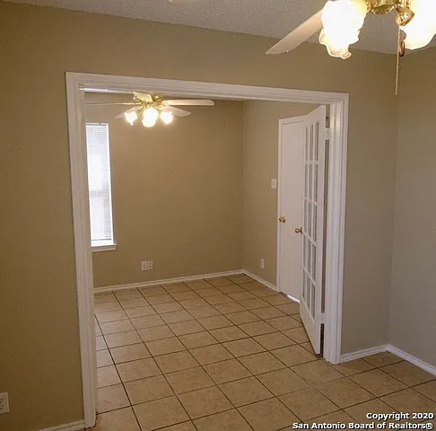 9818 Autumn Valley — Photo 11