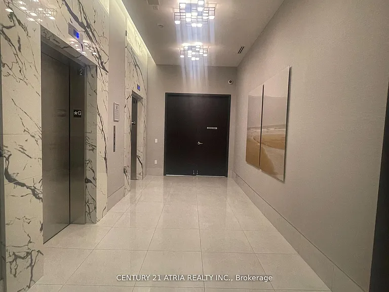 250 Lawrence Ave W #709 — Photo 8