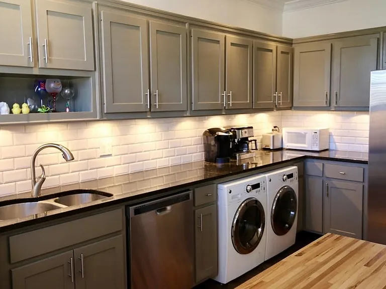 20 Collier Rd NW — Photo 4