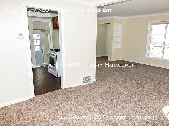 5th image of 12324 Willard Ave