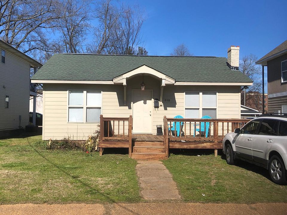 1st image of 618 11th St