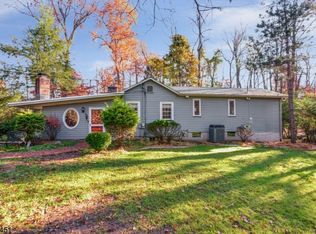 55 Water Ln, Berkeley Heights, NJ 07922