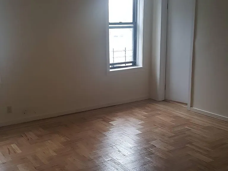 15 Intervale Pl #4B — Photo 8