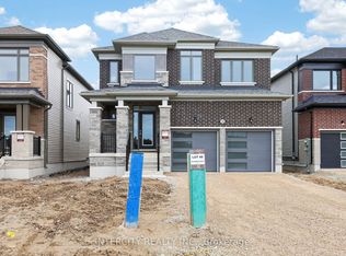 16 Legacy Cir, Wasaga Beach, ON L9Z 0L8