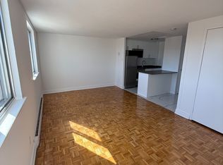 7555 Goreway Dr #197, Mississauga, ON L4T 3M9