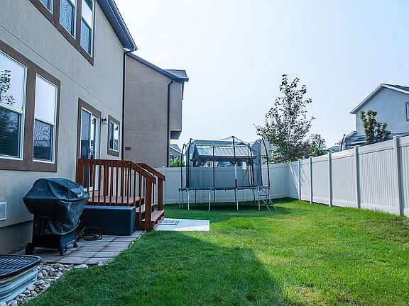 3rd image of 3273 Cedar Grove Ln