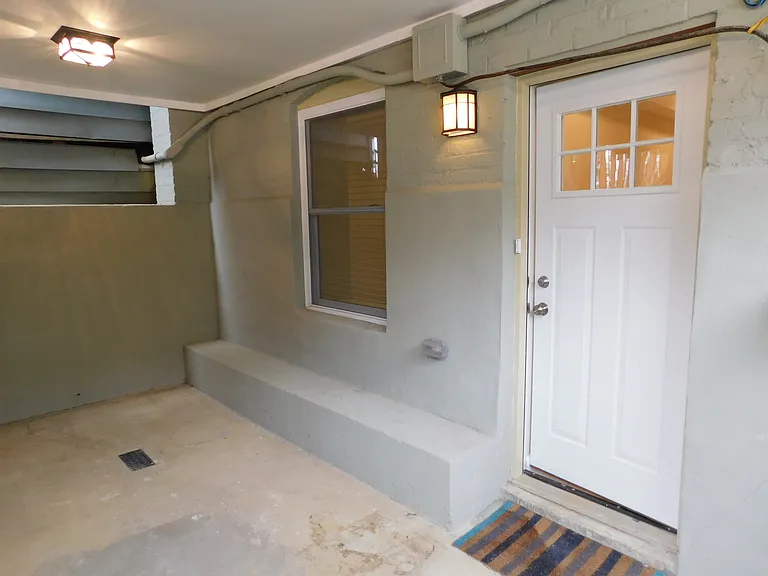 308 Webster St NW #2 — Photo 38