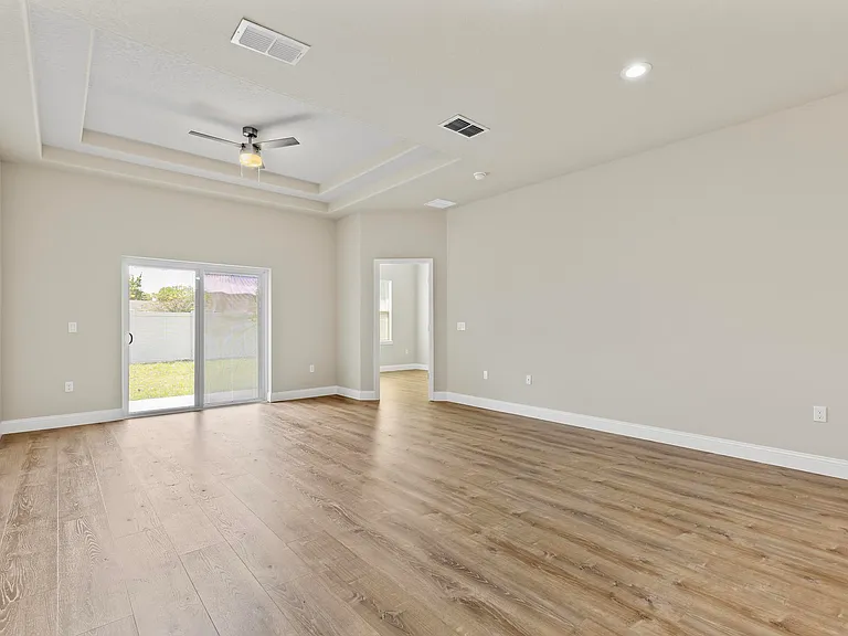 6 Emmons Ln — Photo 63