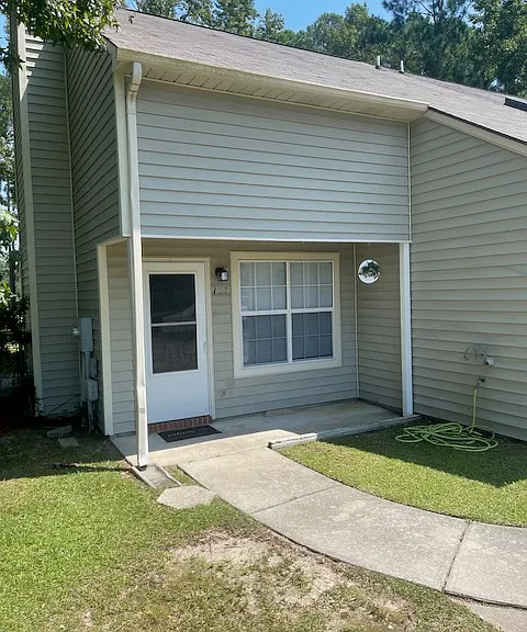 137 Village Ct #1 — Photo 3