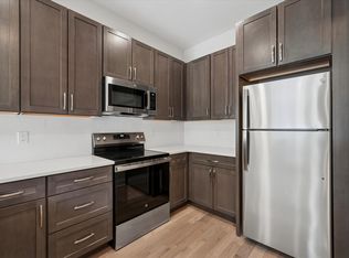 836 S 3rd St #1F, Philadelphia, PA 19147
