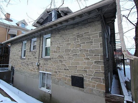 4th image of 315 Lincoln Ave
