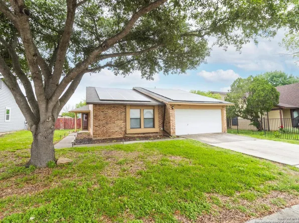 7519 Branding Trl, San Antonio, TX 78244